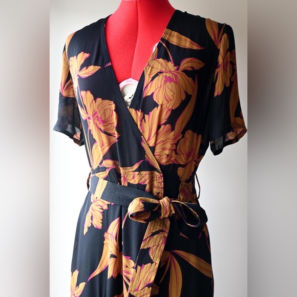 [SOLD] A.L.C Avi Dress Black Ochre Iris Print 100% Silk 1930's Revival Wrap - Picture 13 of 16